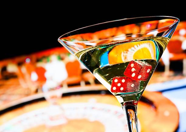 wlatoto mobile app showing live dealer table on smartphone screen